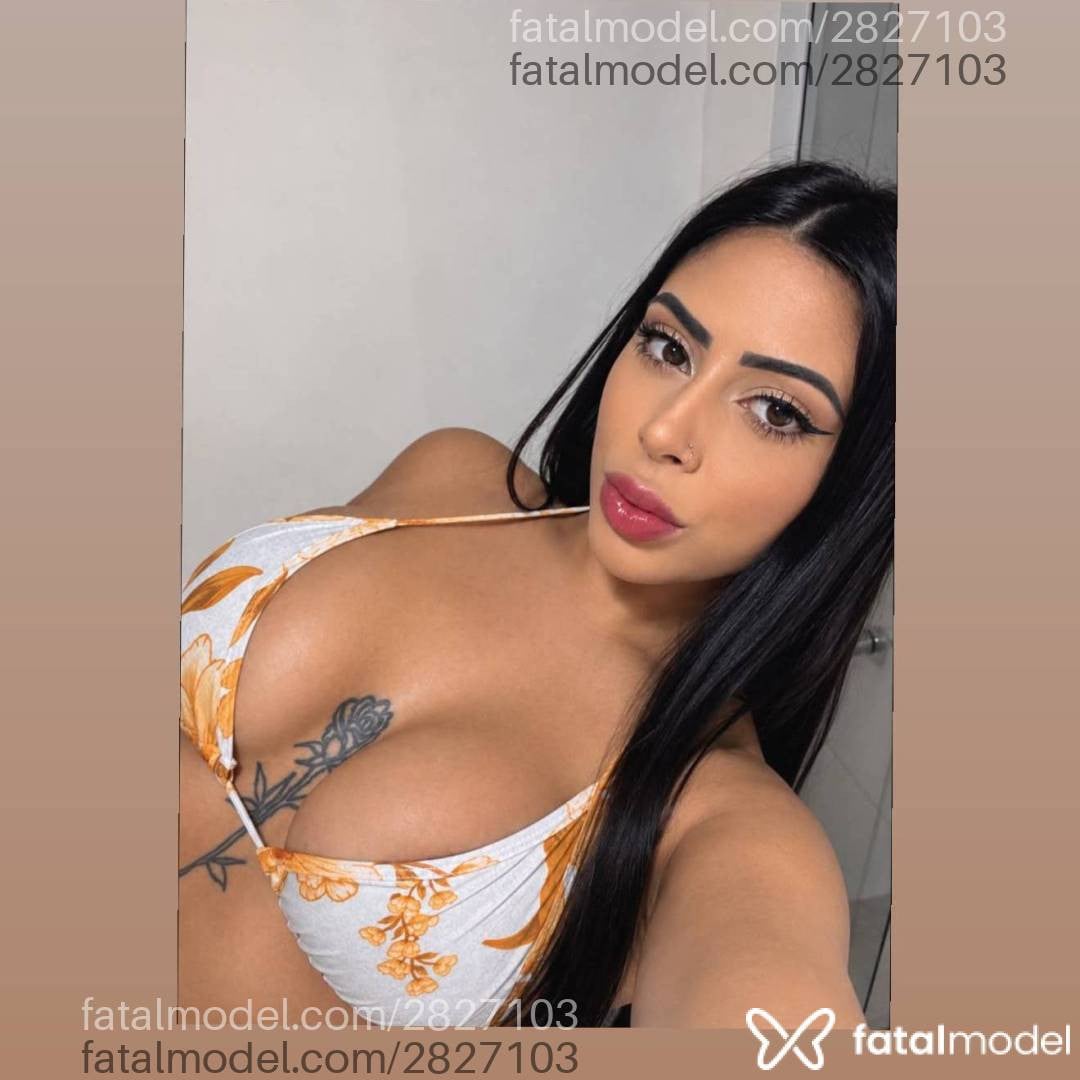 Acompanhante mulher morena (o) de olhos castanhos - Camila Isadora