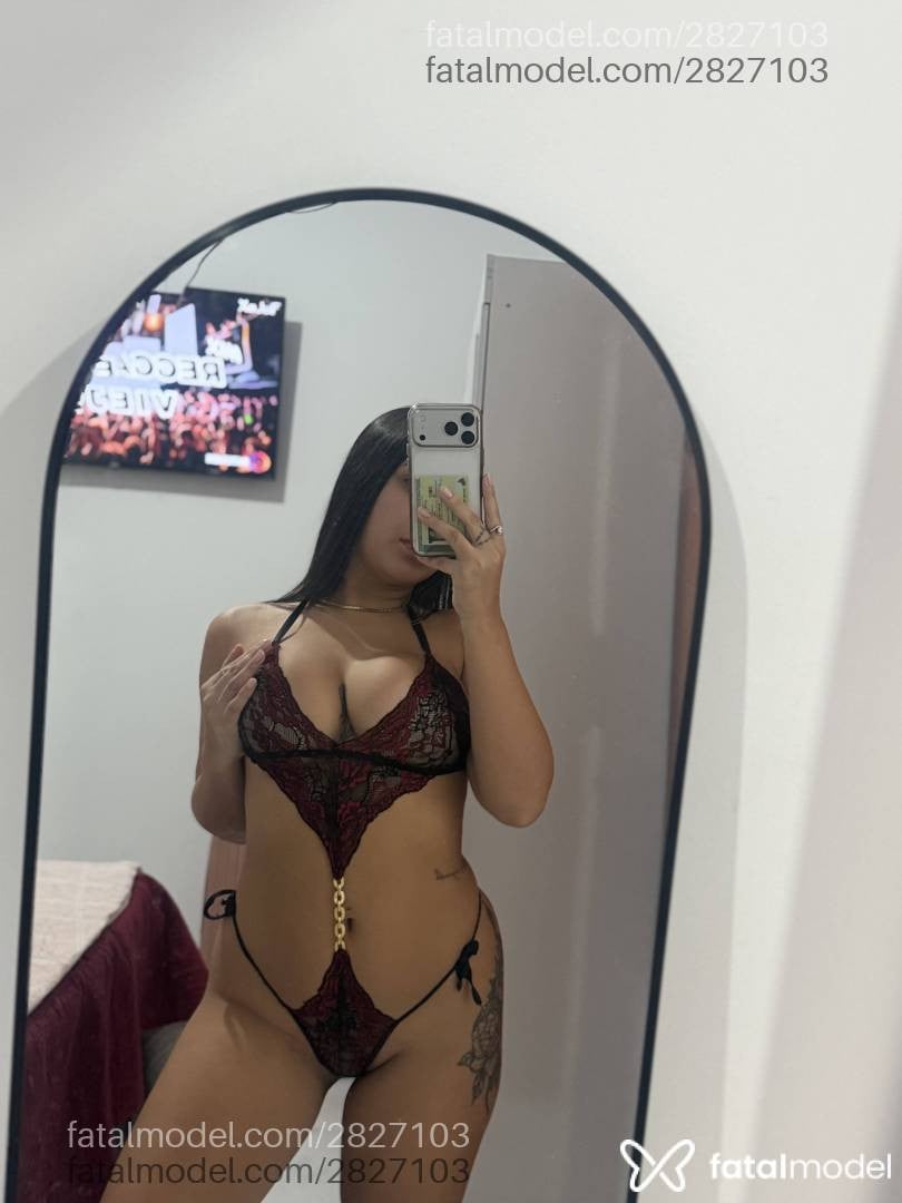 Acompanhante mulher morena (o) de olhos castanhos em Sinop Acompanhante mulher morena (o) de olhos castanhos em Sinop - Camila Isadora