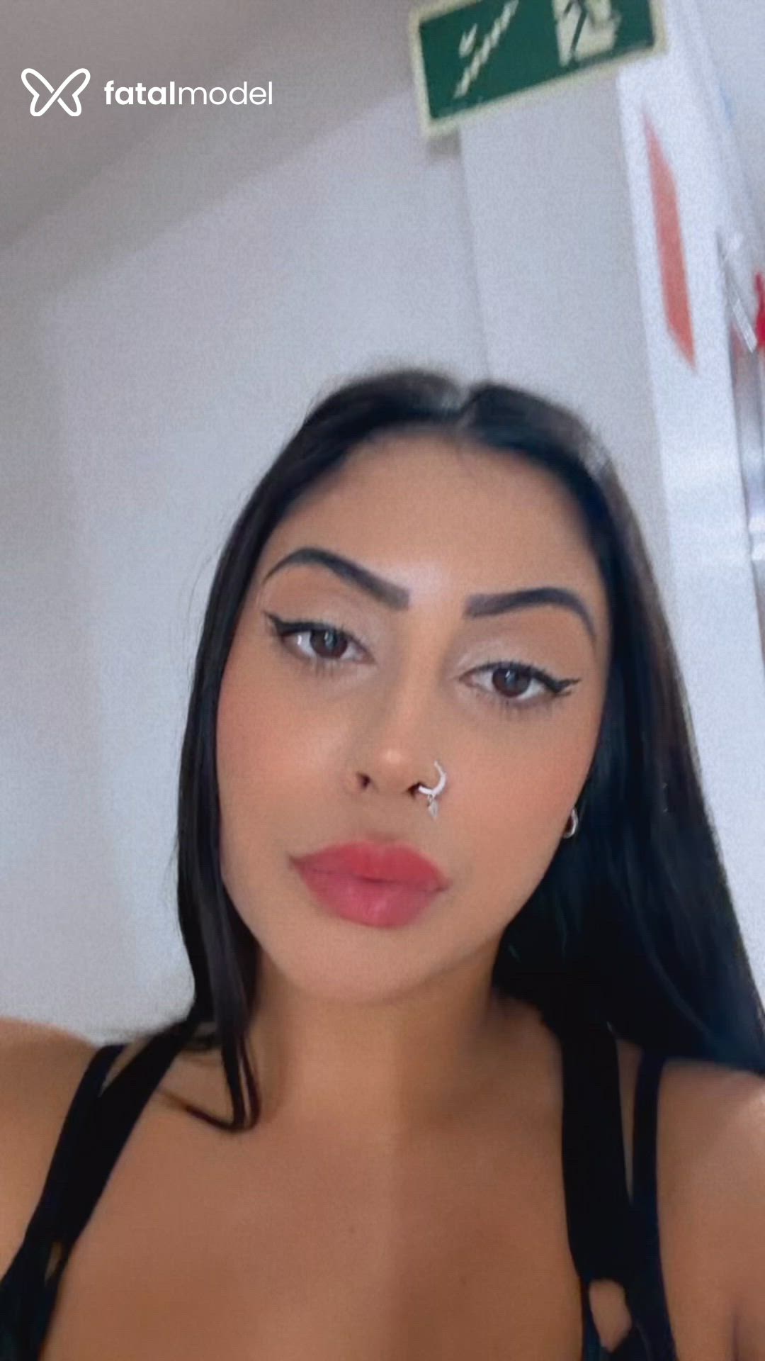 Acompanhante mulher morena (o) de olhos castanhos em Sinop - Camila Isadora