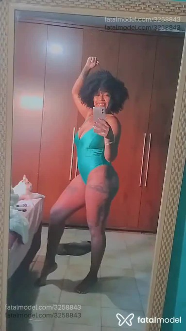 Acompanhante mulher ruiva (o) de olhos castanhos em Angatuba Acompanhante mulher ruiva (o) de olhos castanhos em Angatuba - Sabrina