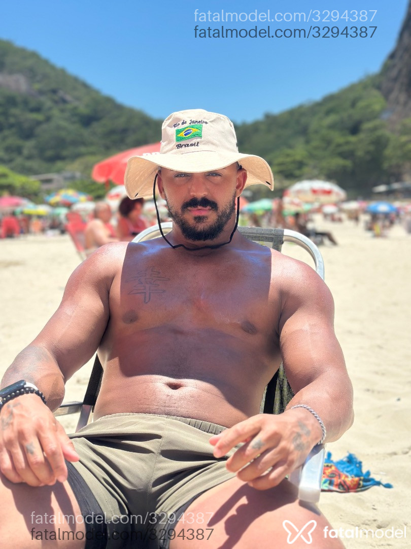 Acompanhante homem morena (o) de olhos pretos em Rio de Janeiro - David Bras