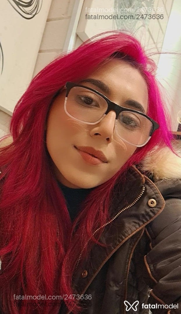 Acompanhante mulher morena (o) de olhos castanhos em São Paulo Acompanhante mulher morena (o) de olhos castanhos em São Paulo - Pikenah