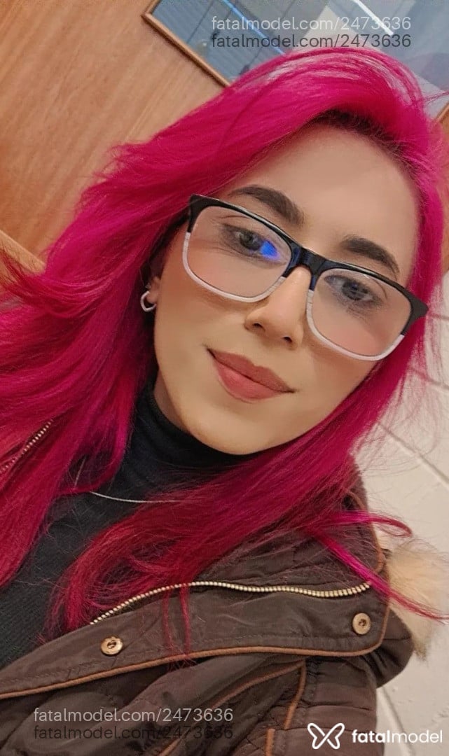 Acompanhante mulher morena (o) de olhos castanhos em São Paulo Acompanhante mulher morena (o) de olhos castanhos em São Paulo - Pikenah