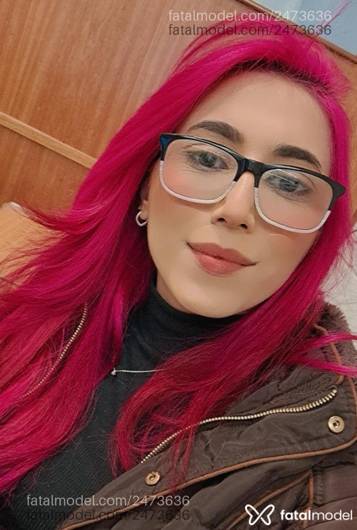 Acompanhante mulher morena (o) de olhos castanhos em São Paulo Acompanhante mulher morena (o) de olhos castanhos em São Paulo - Pikenah
