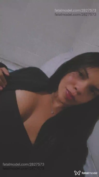 Acompanhante mulher morena (o) de olhos castanhos - Tainá