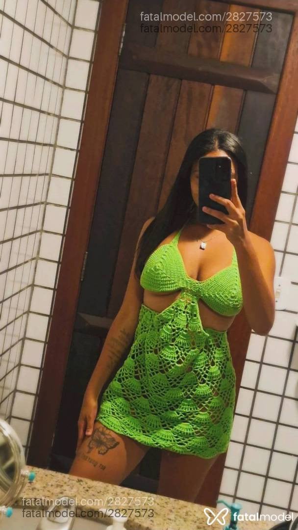 Acompanhante mulher morena (o) de olhos castanhos em Armação dos Búzios - Tainá
