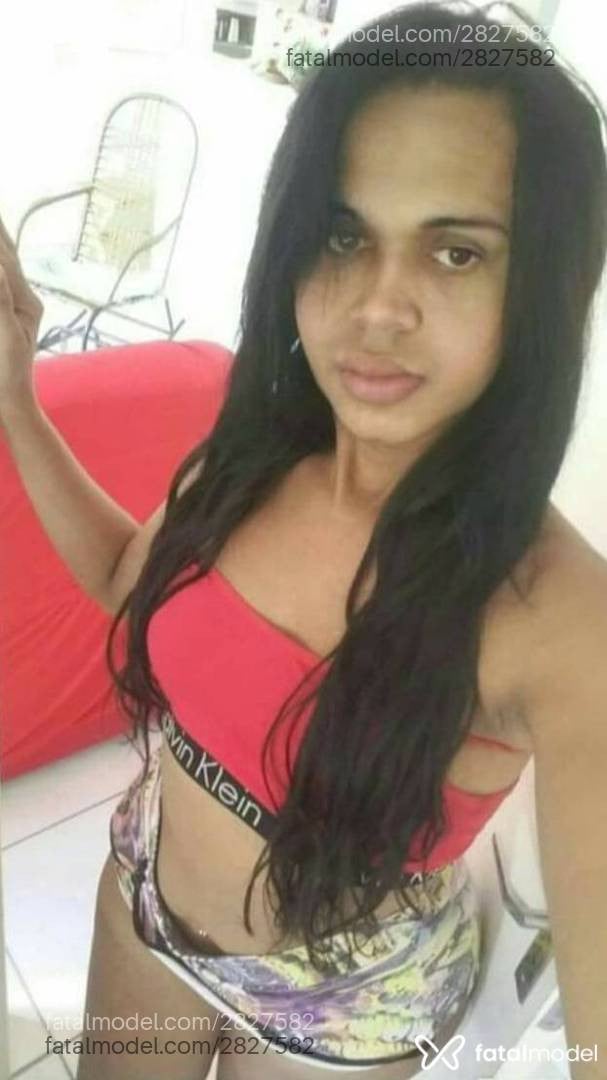 Acompanhante mulher trans morena (o) de olhos castanhos em Virtual - Gisele