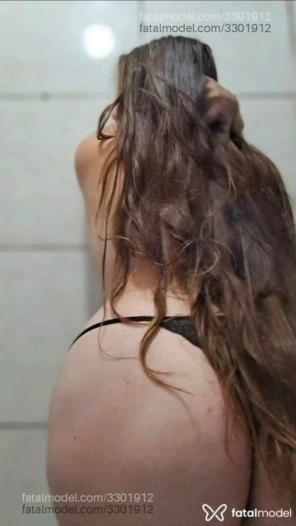 Acompanhante mulher com cabelo castanho de olhos castanhos em Florianópolis - Carmen