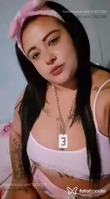 Acompanhante mulher morena (o) de olhos mel - Morena