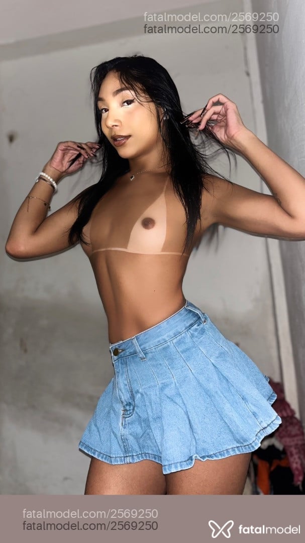 Acompanhante mulher trans morena (o) de olhos castanhos em Fortaleza - Flor