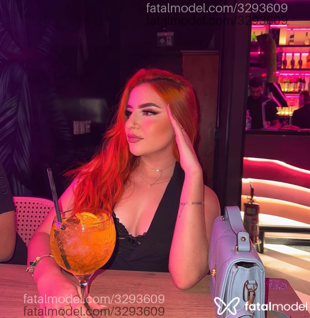 Acompanhante mulher ruiva (o) de olhos mel em São Paulo - Bella