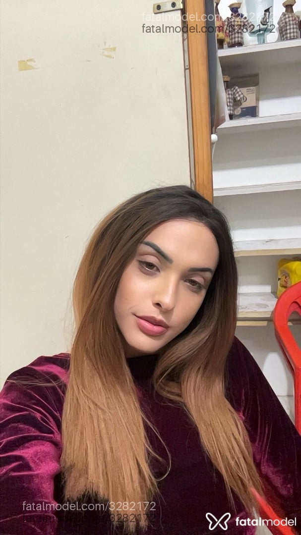 Acompanhante mulher trans ruiva (o) de olhos mel em Caçapava Acompanhante mulher trans ruiva (o) de olhos mel em Caçapava - Ray Martins