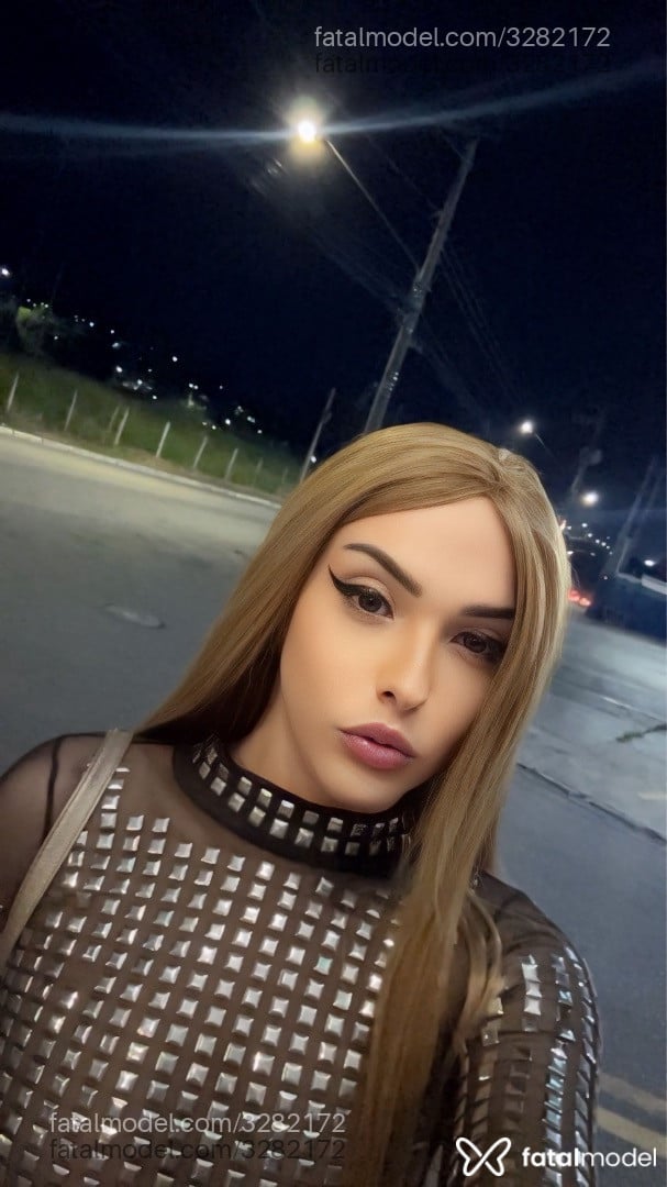 Acompanhante mulher trans ruiva (o) de olhos mel em Caçapava Acompanhante mulher trans ruiva (o) de olhos mel em Caçapava - Ray Martins