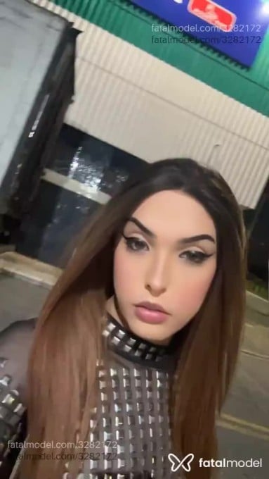 Acompanhante mulher trans ruiva (o) de olhos mel em Caçapava Acompanhante mulher trans ruiva (o) de olhos mel em Caçapava - Ray Martins