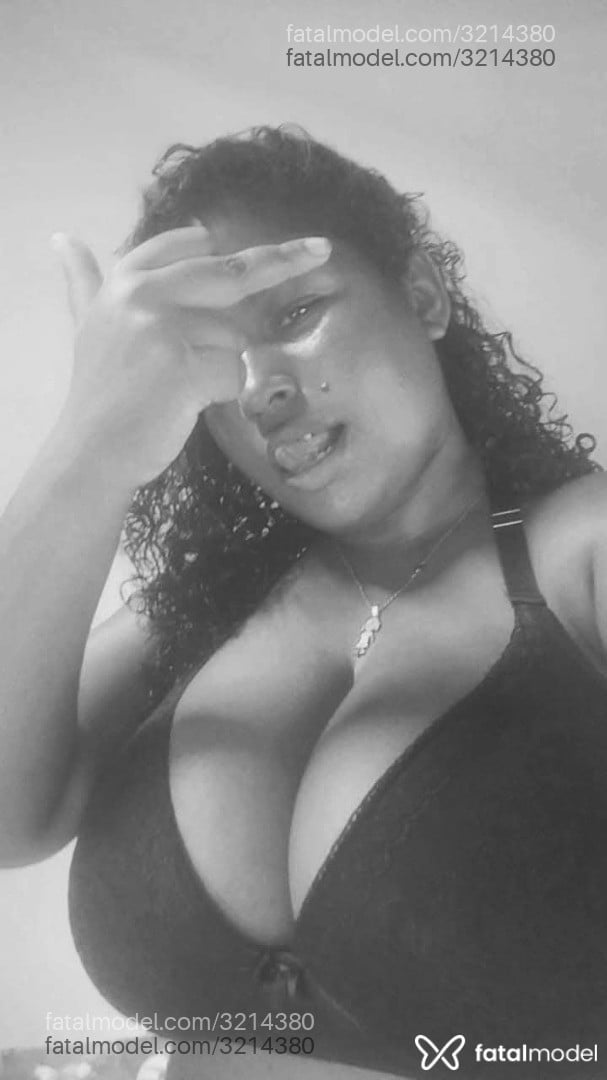 Acompanhante mulher morena (o) de olhos pretos em Rio de Janeiro Acompanhante mulher morena (o) de olhos pretos em Rio de Janeiro - Bruna