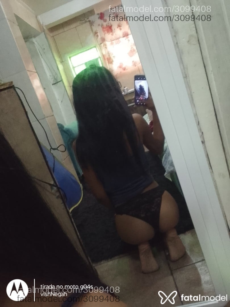 Acompanhante mulher morena (o) de olhos castanhos - Sarah Acompanhante mulher morena (o) de olhos castanhos - Sarah