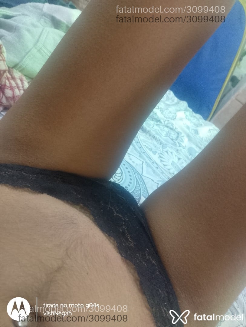 Acompanhante mulher morena (o) de olhos castanhos - Sarah Acompanhante mulher morena (o) de olhos castanhos - Sarah