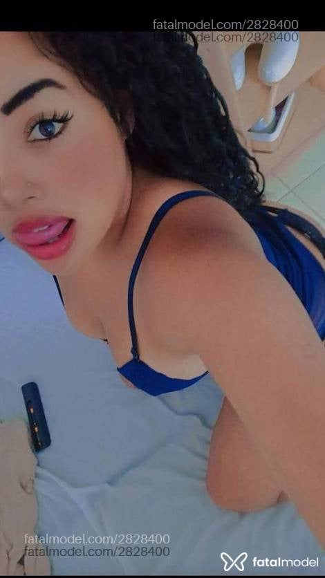 Acompanhante mulher morena (o) de olhos castanhos - Julia