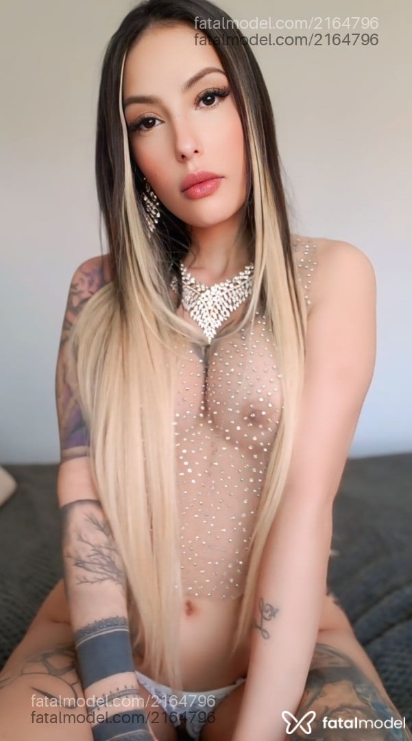 Acompanhante mulher loira (o) de olhos castanhos em Curitiba - Rafaela