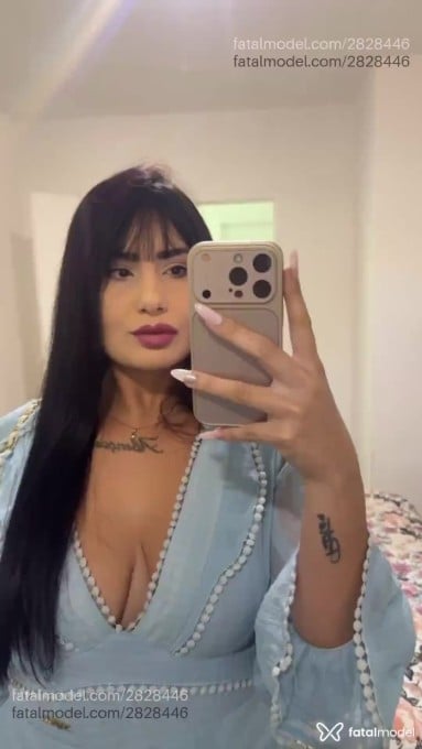 Acompanhante mulher morena (o) de olhos castanhos - Tati Mitin