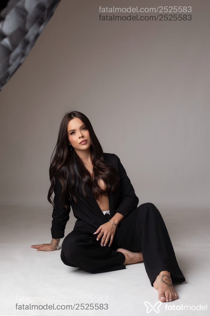 Acompanhante mulher morena (o) de olhos castanhos em Gurupi - Laura Bittencour
