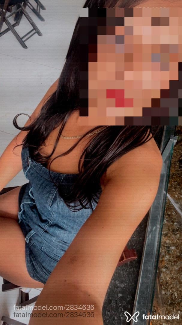 Acompanhante mulher com cabelo castanho de olhos castanhos em Ouro Preto do Oeste - Gatah Selvagem