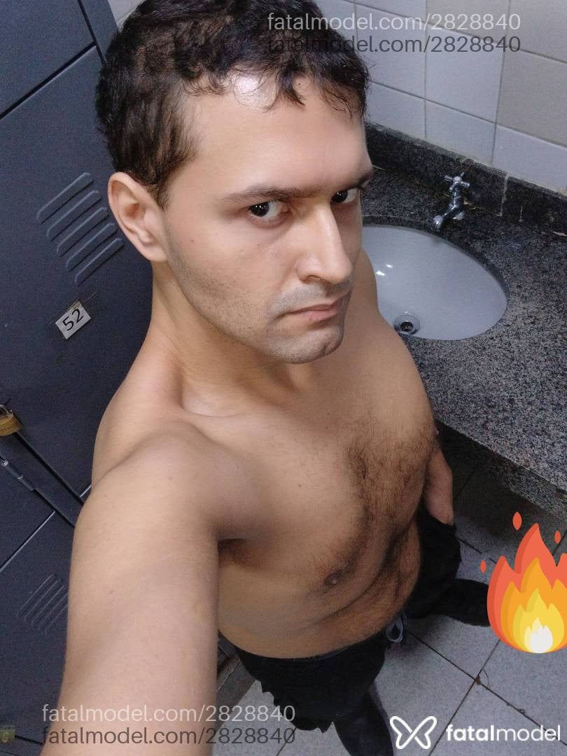 Acompanhante homem com cabelo castanho de olhos castanhos em Rio de Janeiro - Matheus Werneck