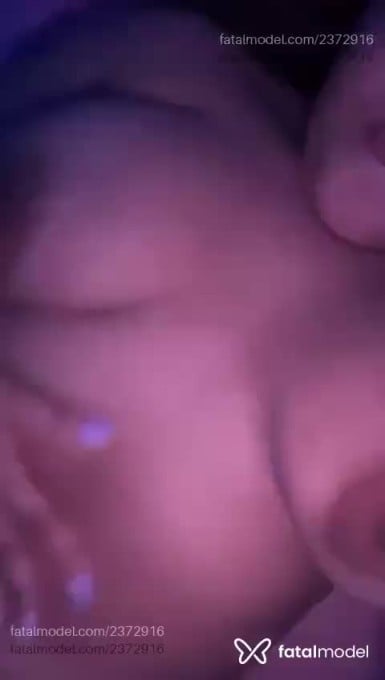 Acompanhante mulher morena (o) de olhos castanhos em Virtual - Isa Costa