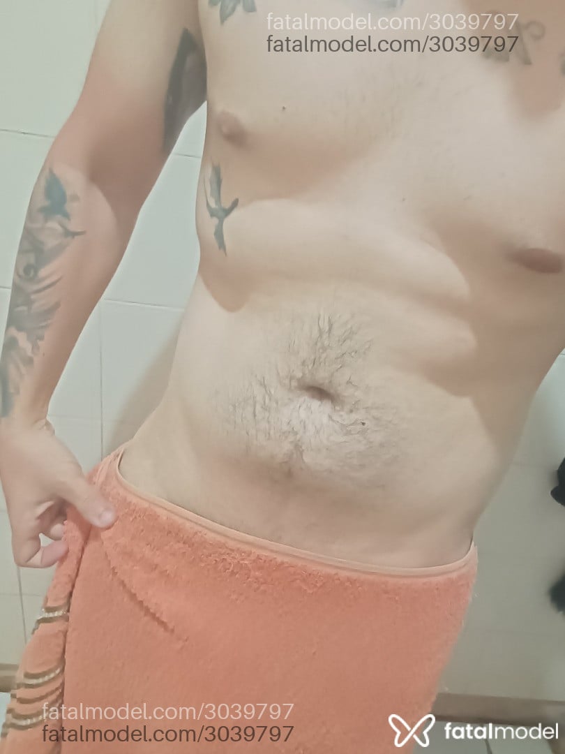 Acompanhante homem morena (o) de olhos pretos em Brasília Acompanhante homem morena (o) de olhos pretos em Brasília - Gatomisterio