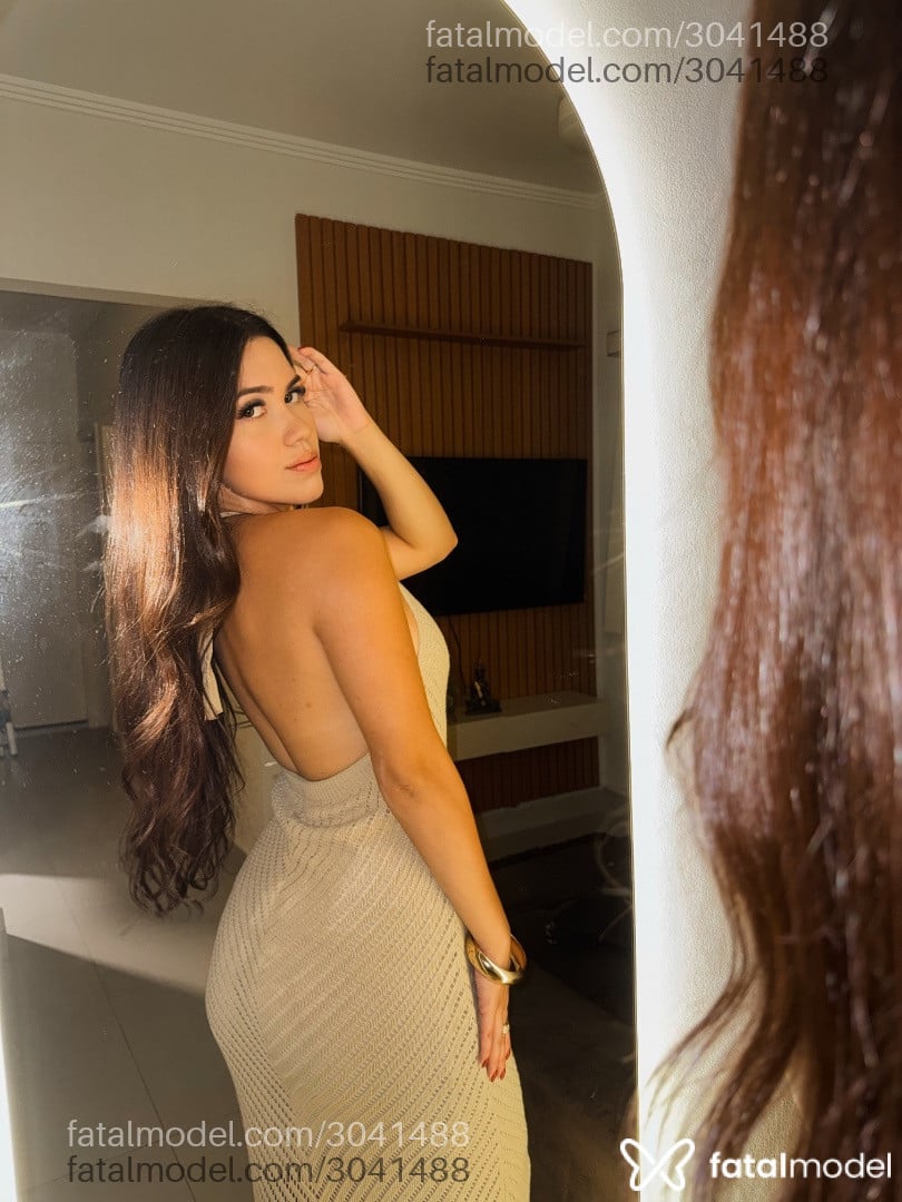 Acompanhante mulher com cabelo castanho de olhos castanhos em São Paulo - Larissa