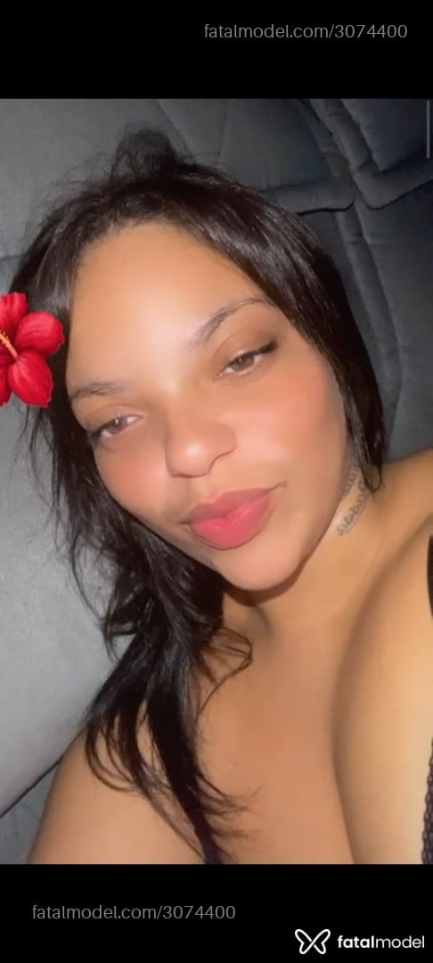 Acompanhante mulher morena (o) de olhos mel em Nerópolis Acompanhante mulher morena (o) de olhos mel em Nerópolis - Maria