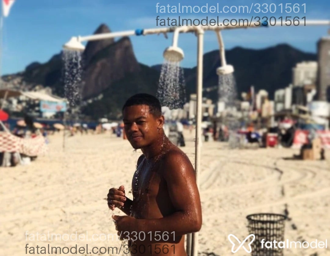 Acompanhante homem morena (o) de olhos castanhos em Rio de Janeiro - Sterlling