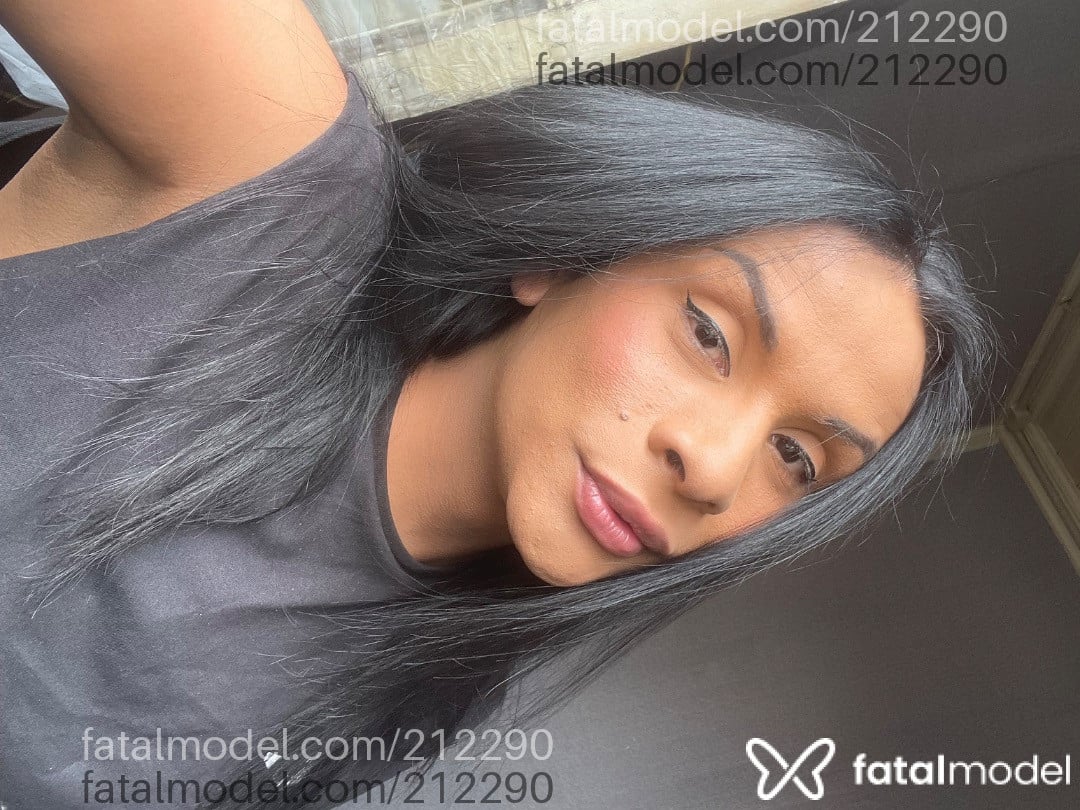 Acompanhante mulher trans morena (o) de olhos pretos em Porto Alegre - BRUNA SANTOS