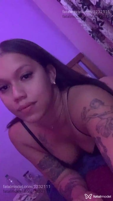 Acompanhante mulher trans com cabelo castanho de olhos castanhos - Jessy