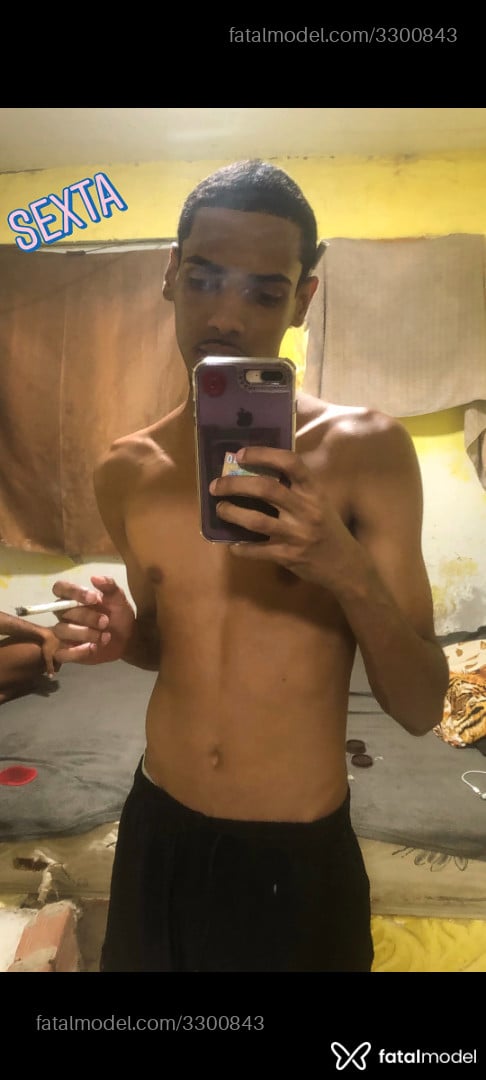 Acompanhante homem com cabelo castanho de olhos castanhos em Nova Iguaçu Acompanhante homem com cabelo castanho de olhos castanhos em Nova Iguaçu - Matheus Silva