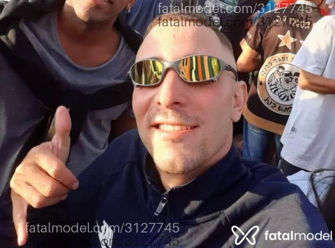 Acompanhante homem loira (o) de olhos verdes em Ribeirão Preto - Daniel