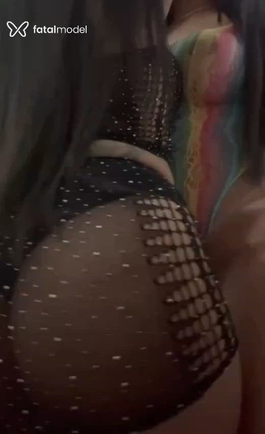 Acompanhante mulher morena (o) de olhos cinza em Ponta Grossa Acompanhante mulher morena (o) de olhos cinza em Ponta Grossa - Safira Jacob