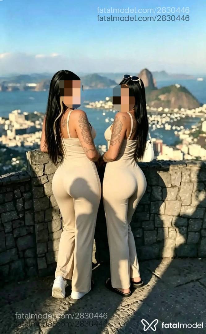 Acompanhante mulher morena (o) de olhos cinza - Safira Jacob