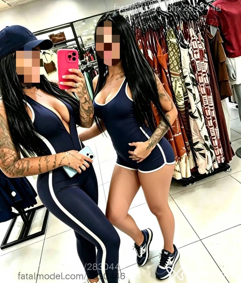 Acompanhante mulher morena (o) de olhos cinza - Safira Jacob
