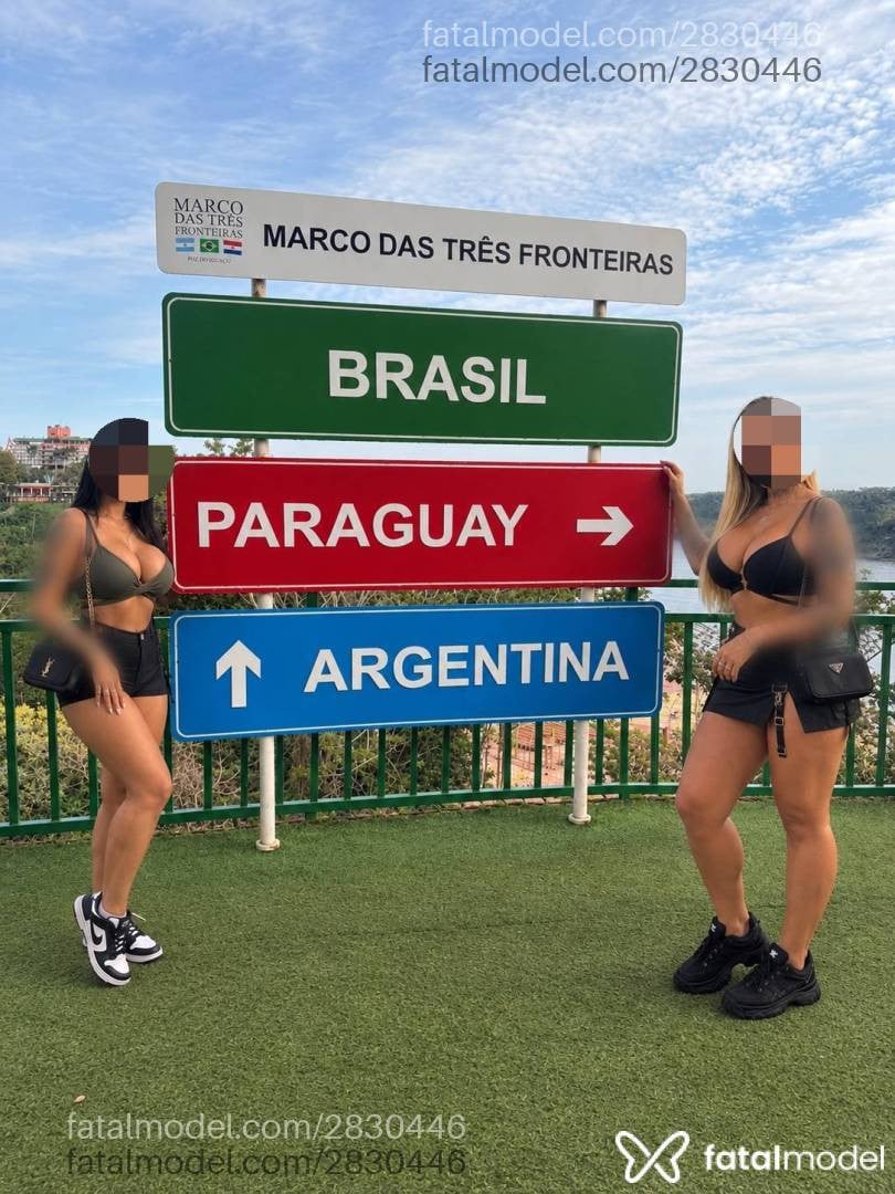 Acompanhante mulher morena (o) de olhos cinza - Zafira Ravena