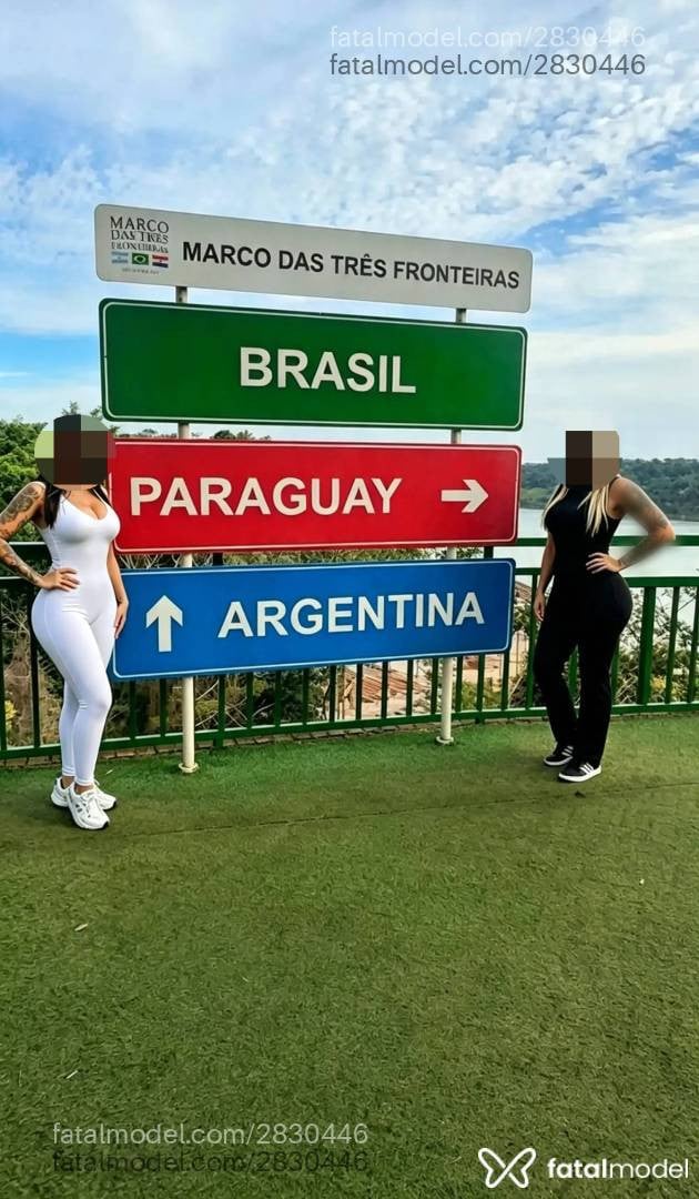 Acompanhante mulher morena (o) de olhos cinza - Safira Jacob