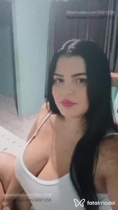 Acompanhante mulher morena (o) de olhos castanhos em Paranatinga - Victoria Martins