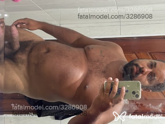 Acompanhante homem morena (o) de olhos pretos em Rio de Janeiro - Henryhell