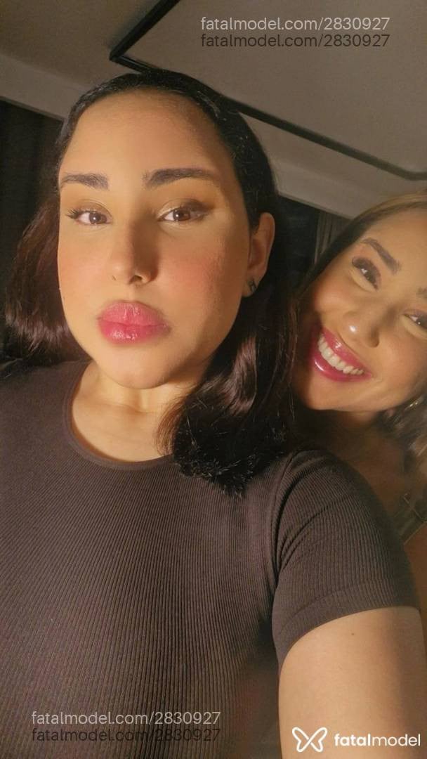 Acompanhante mulher morena (o) de olhos castanhos - Chloe