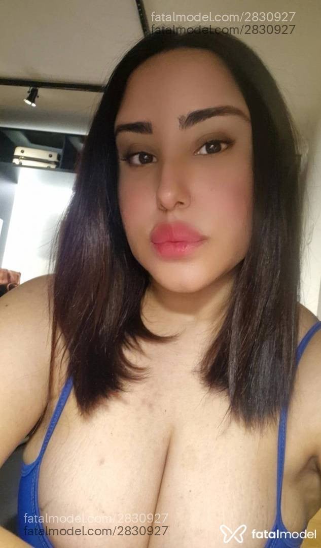 Acompanhante mulher morena (o) de olhos castanhos - Chloe