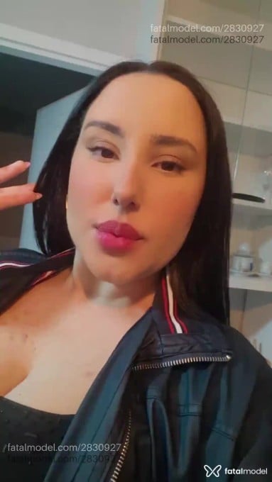 Acompanhante mulher morena (o) de olhos castanhos em Recife - Chloe Agostini