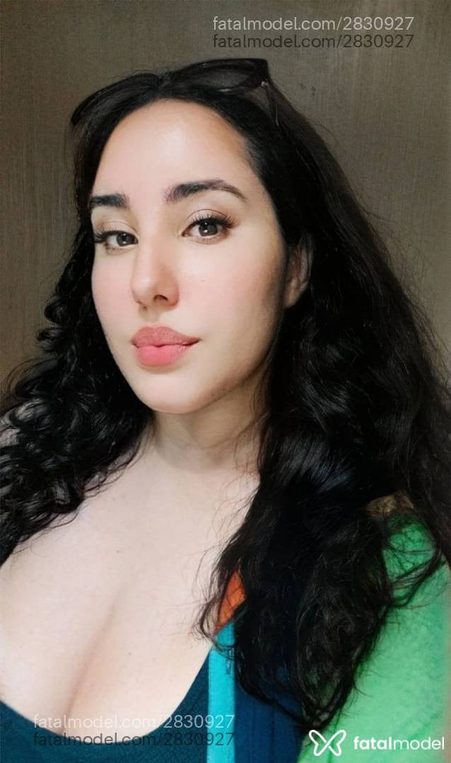 Acompanhante mulher morena (o) de olhos castanhos em São Paulo - Chloe Agostini