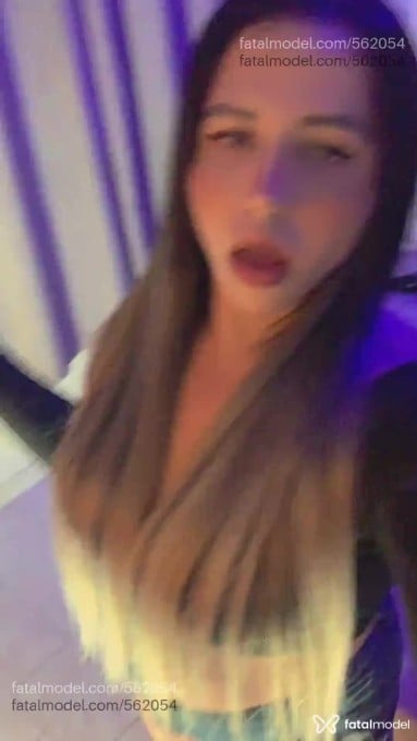 Acompanhante mulher trans morena (o) de olhos castanhos em Arcos - DEISE ALMEIDA