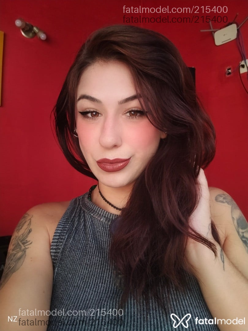 Acompanhante mulher com cabelo castanho de olhos mel em Bauru - Nicolly Zuichër