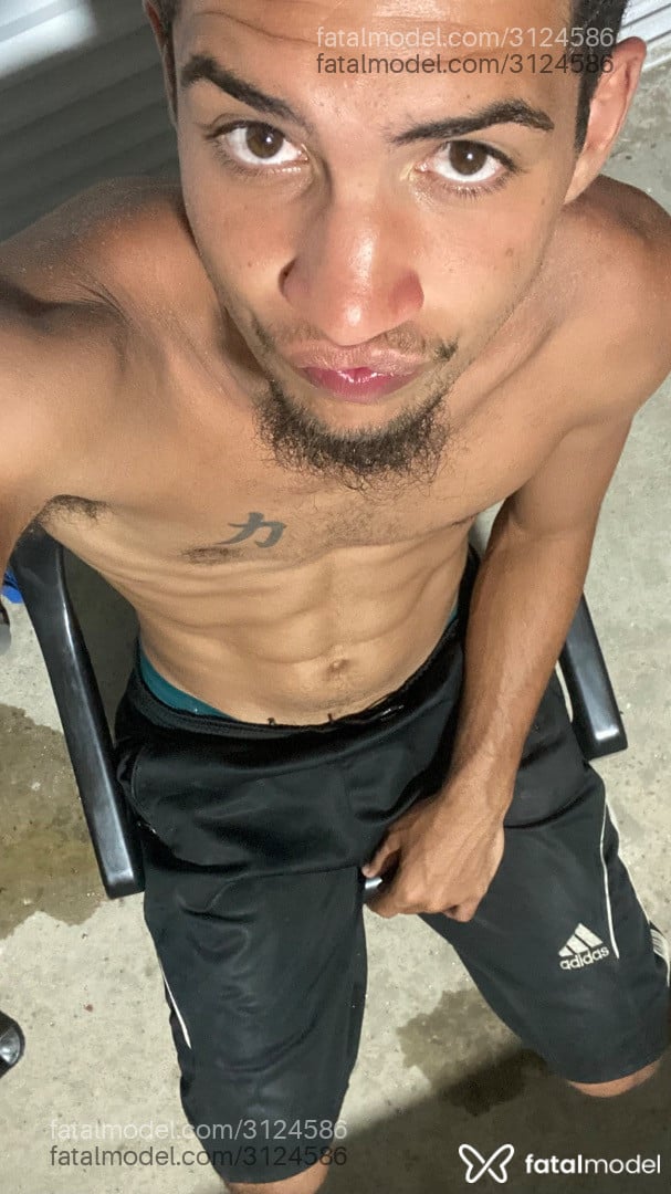 Acompanhante homem morena (o) de olhos castanhos em São Paulo - Ricardo